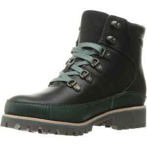 Chaco size 9 boots